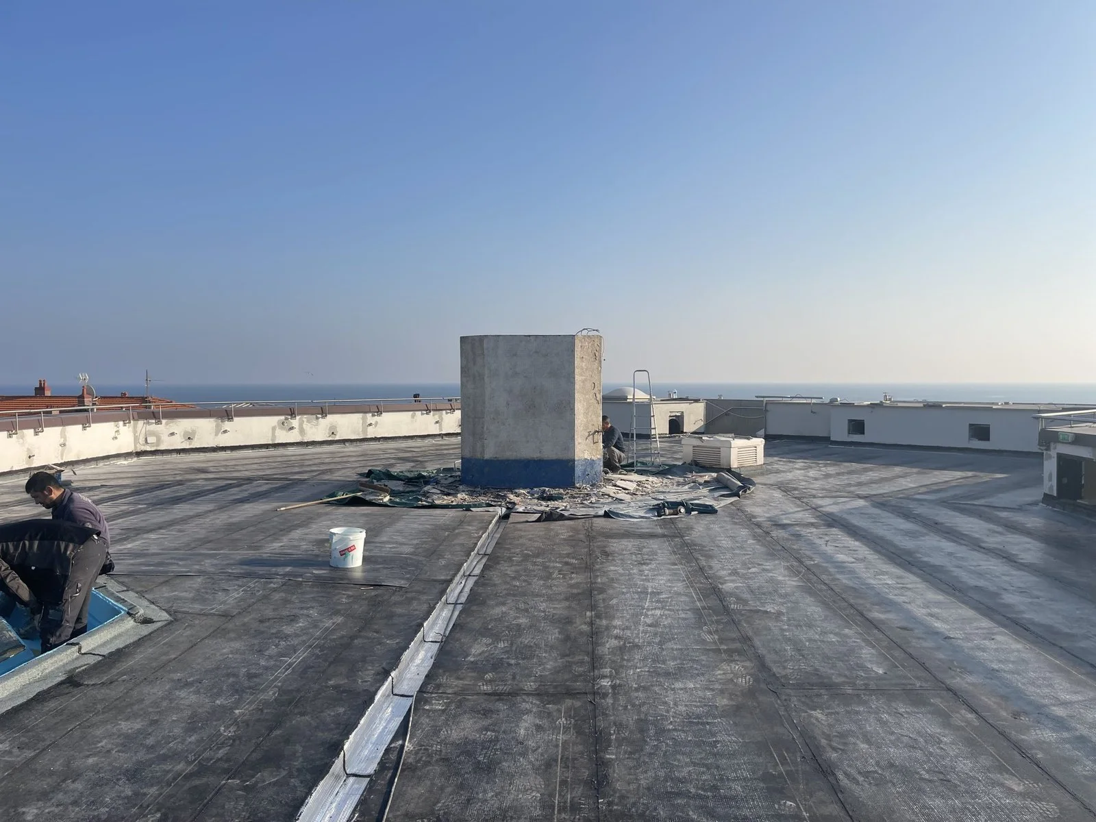Rooftop of the Marriott hotel — site