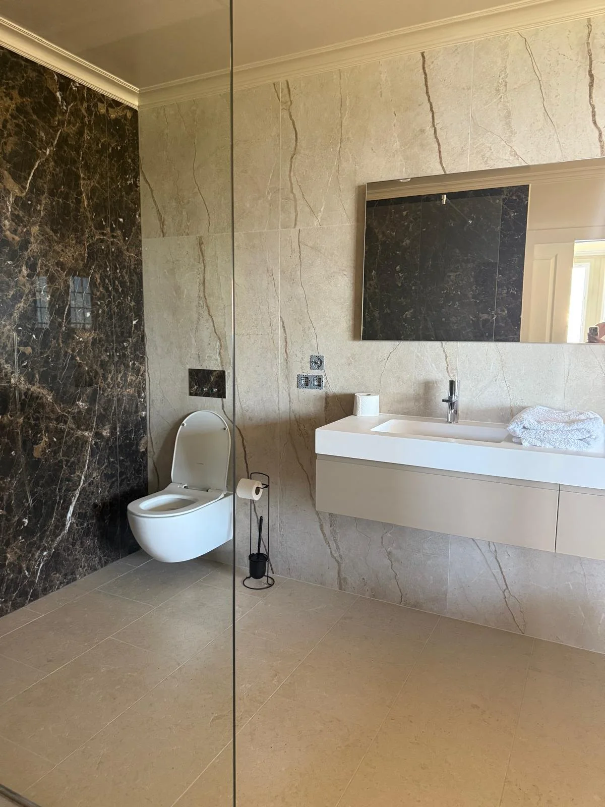 Fitted bathroom, vanity unit and marble cladding, Villefranche-sur-Mer